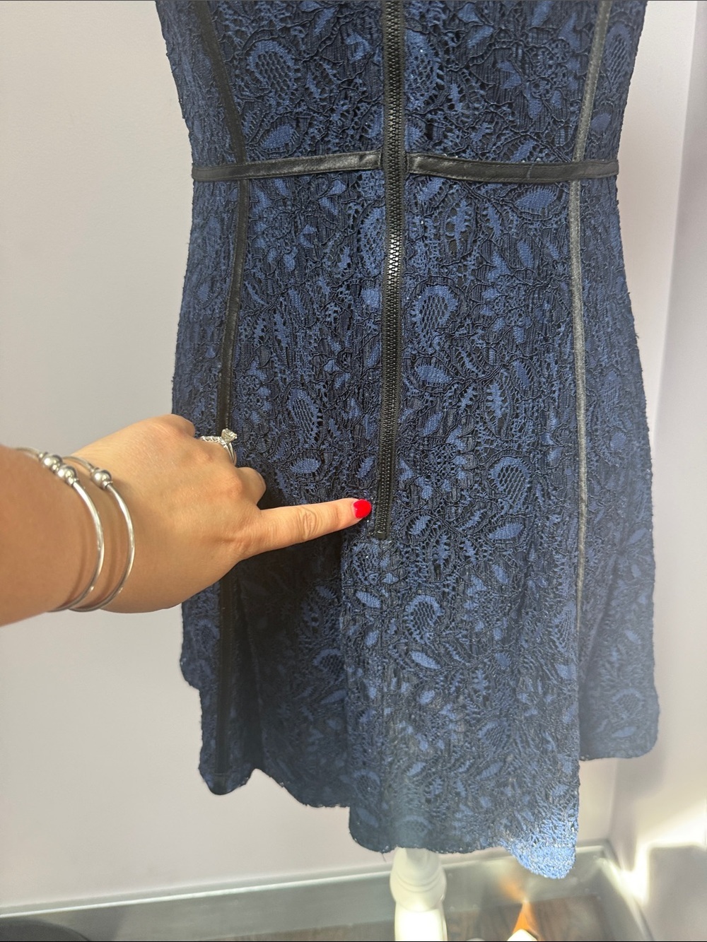 Forever 21 Blue and Black Lace Dress Fit and Flare Size L - Picture 4 of 8